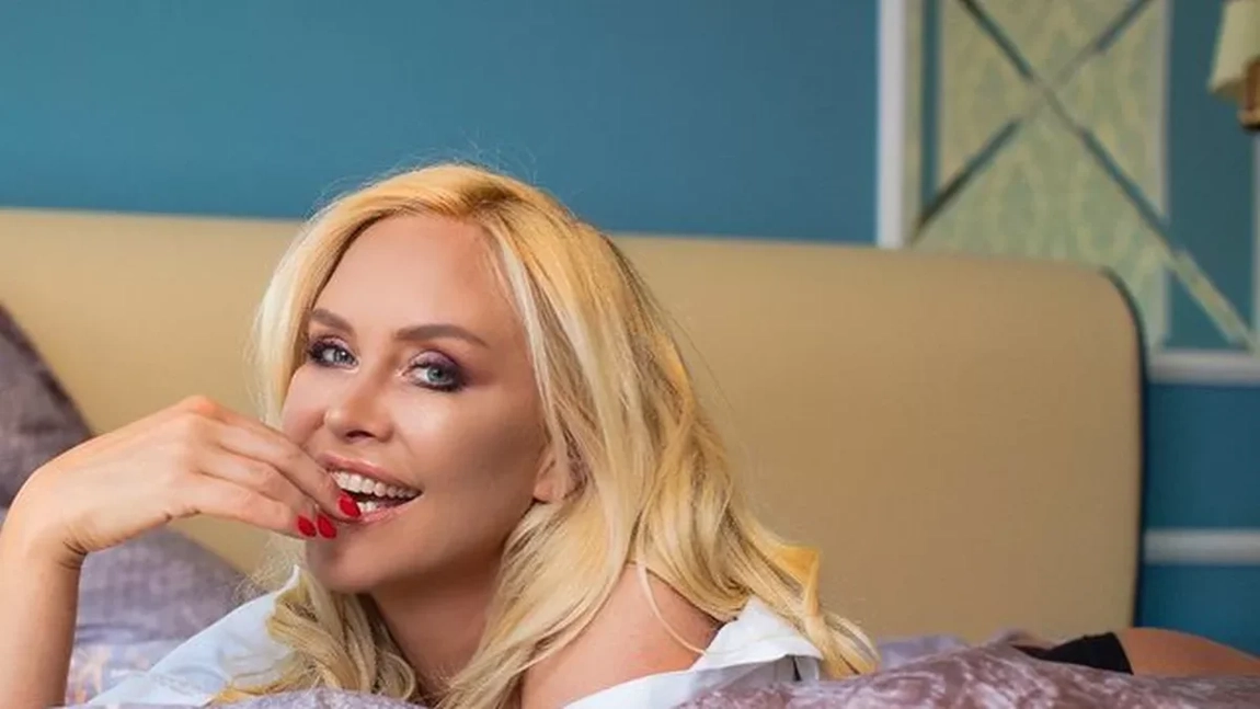 Vica Blochina, ipostaze nud pe rețelele de socializare. Ce secrete ascunde fosta iubită a lui Victor Pițurcă