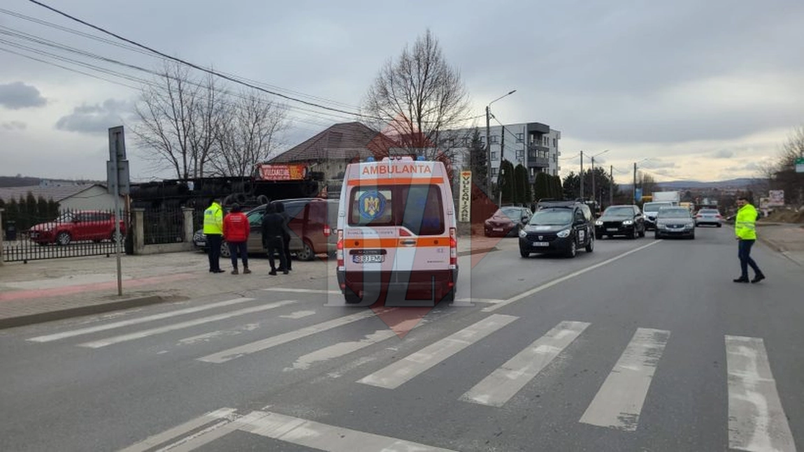 Accident rutier în capăt CUG. Un copil a fost acroşat de un autoturism pe trecerea de pietoni. Șoferul avea permisul suspendat - EXCLUSIV, FOTO, UPDATE