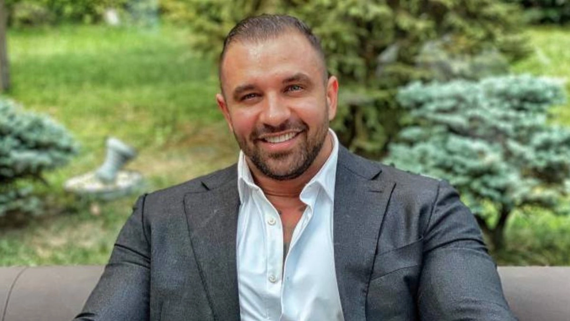Alex Bodi, în vizită la familia sa din Spania. Cum arată părinții afaceristului?