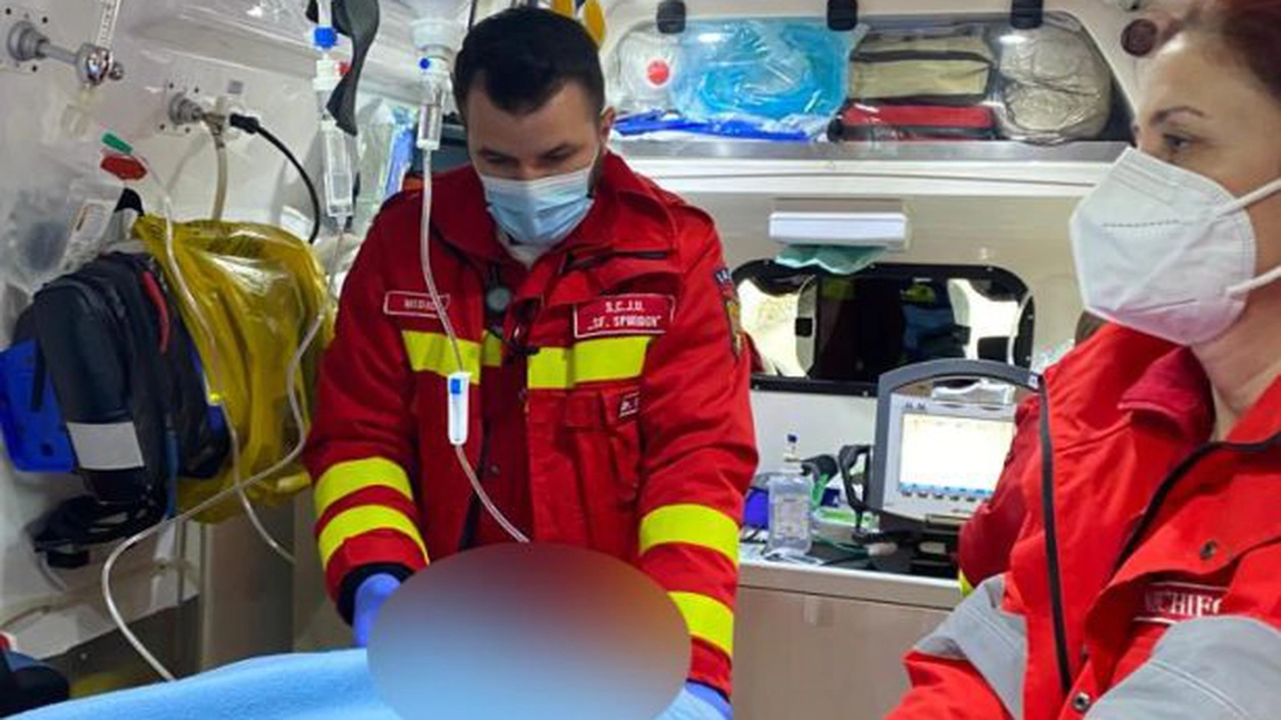 Tragedie într-o comună din Iași! Un copil de 13 ani se zbate între viața și moarte după ce a fost găsit într-un șanț. Medicii speră într-o minune -EXCLUSIV, UPDATE