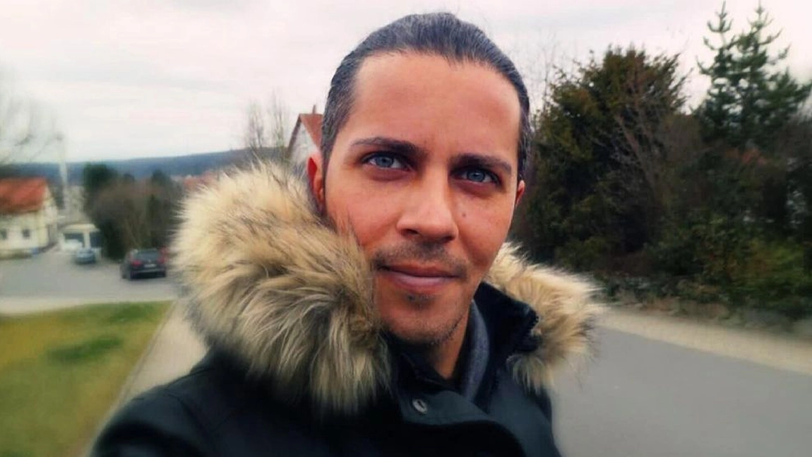 Primele declarații ale lui Lucian Viziru, după ce și-a petrecut Revelionul internat. “Au început dureri în capul pieptului”