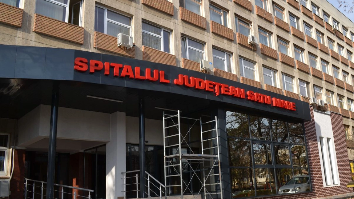 Incendiu la Spitalul Județean din Satu Mare, pornit de la o țigară