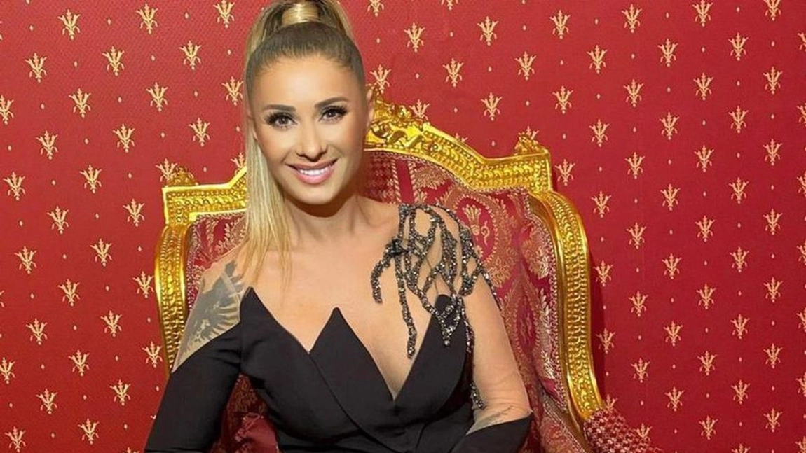 Anamaria Prodan, situație fără precendent. Impresara susține că este amenințată de Laurențiu Reghecampf