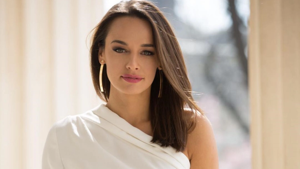 Andreea Raicu a vorbit în premieră despre iubitul ei. Ce nu are voie să facă atunci când este cu ea