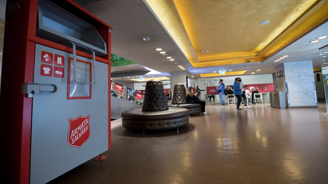 Campania demarată de Palas și Asociația Armata Salvării continuă. 10 tone de haine donate de ieșeni au ajuns la 189 de familii