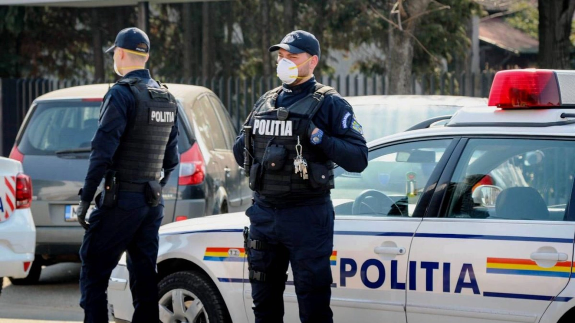 Circa o mie de poliţişti, jandarmi şi pompieri din Cluj sunt anchetaţi pentru înşelăciune