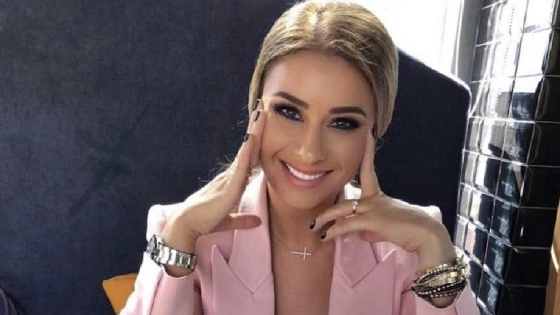În plin proces de divorț, Anamaria Prodan se reinventează! Sexy-impresara îsi schimbă total imaginea