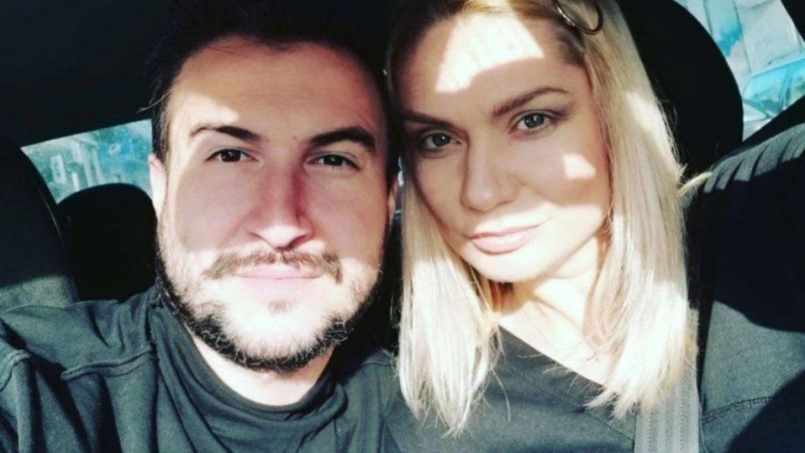 Cristina Cioran și Alex Dobrescu se pregătesc de nuntă. 