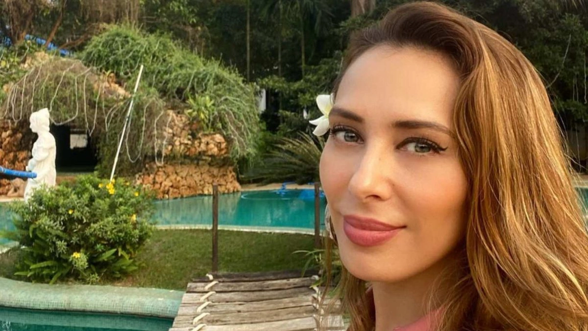 Iulia Vântur și Salman Khan formează un cuplu de câțiva ani. Cine a fost prima pasiune a vedetei din România