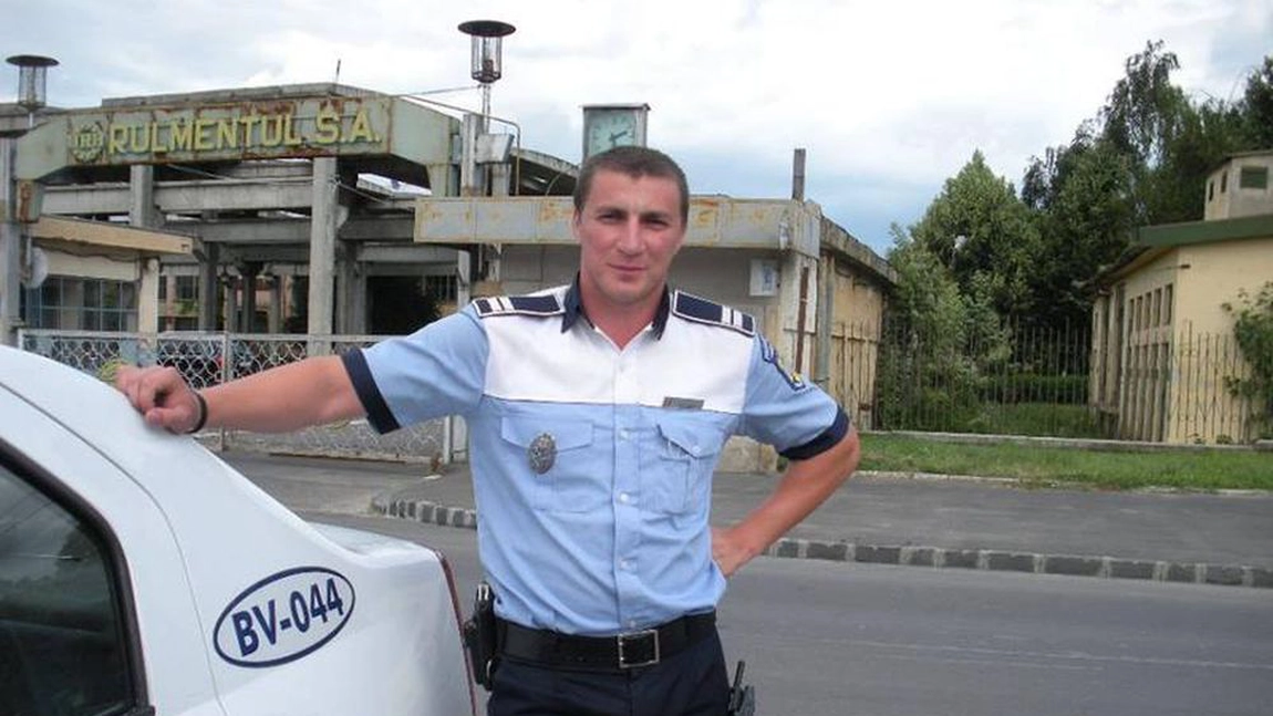 Ce salariu are poliţistul Marian Godină, după 16 ani de muncă: „Nu mă plâng”