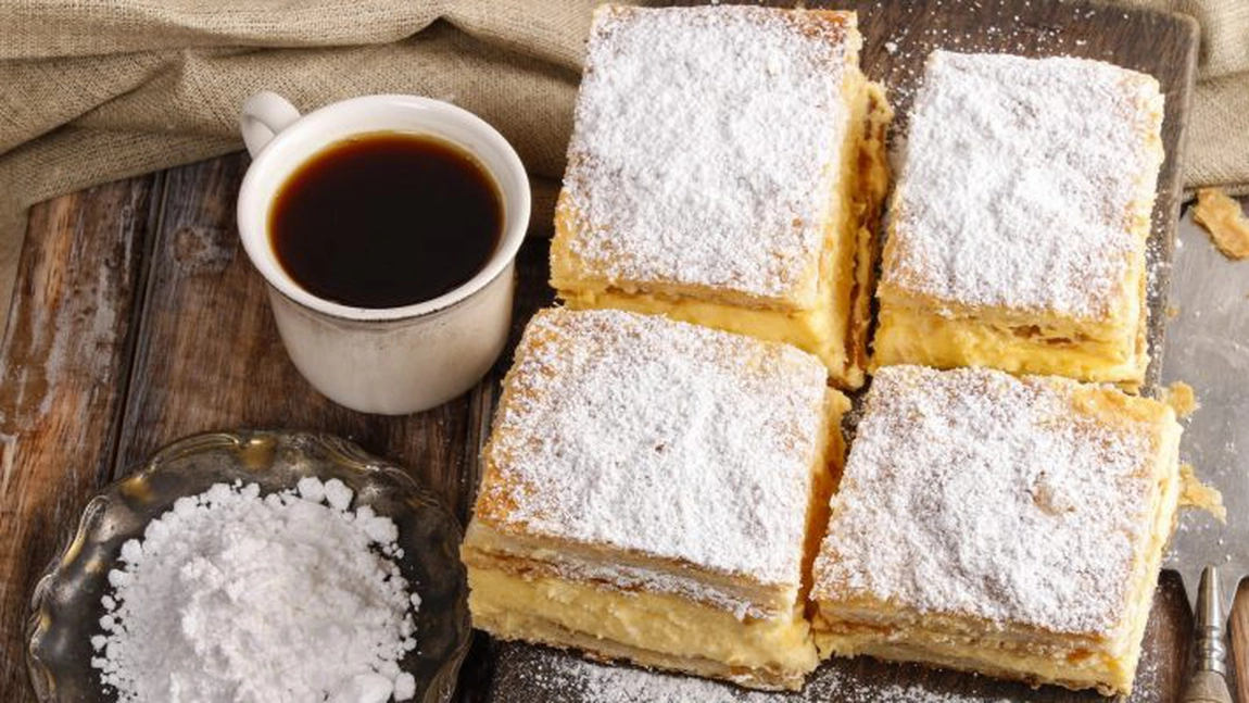 Rețete cu aluat foietaj congelat: Adevărate capodopere culinare la tine în bucătărie