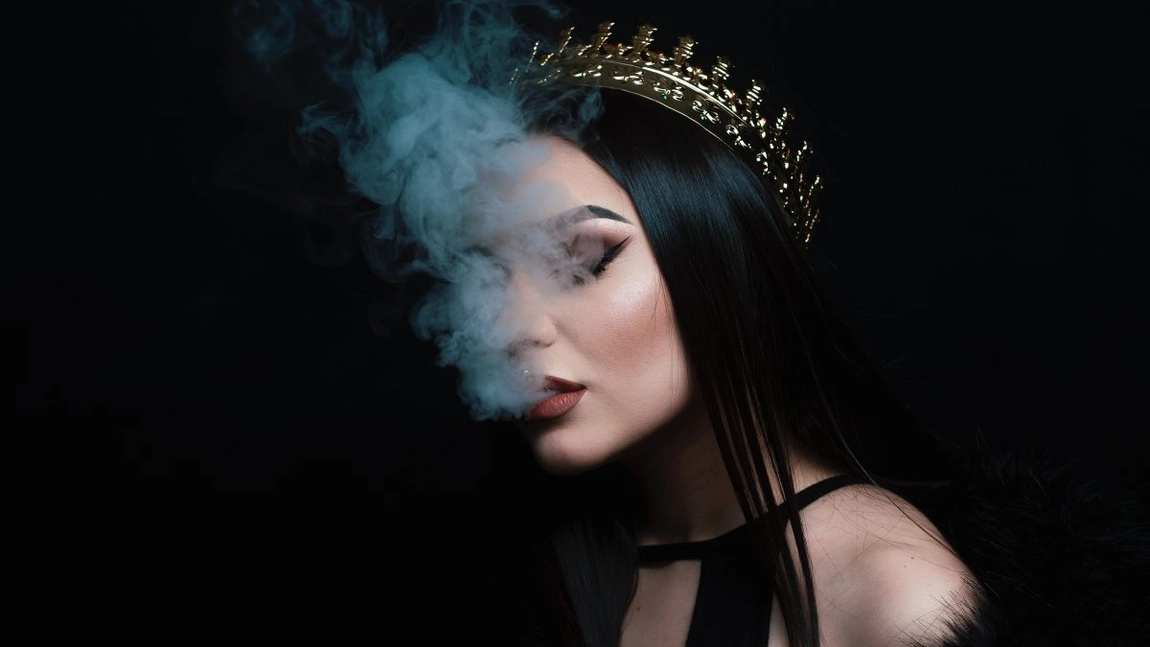 Ce este o narghilea și cum funcționează?