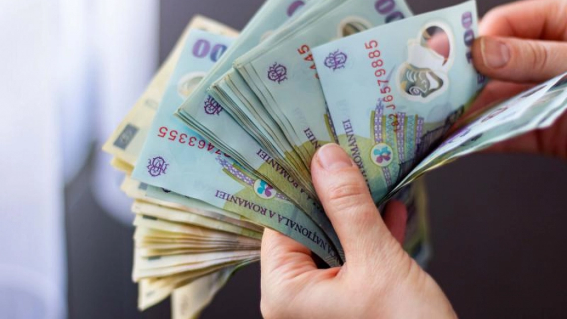 Lista joburilor unde câştigi peste 3.000 de lei, chiar dacă nu ai studii superioare