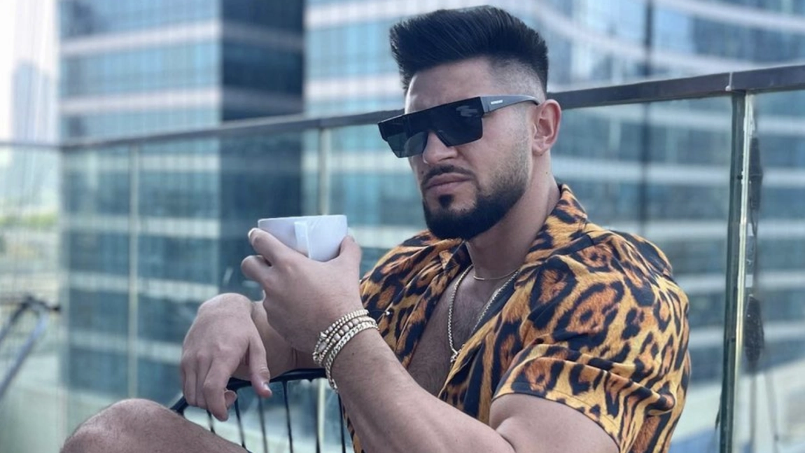 Bogdan Mocanu și-a uimit fanii de pe Facebook. Pe ce a cheltuit vedeta 100.000 euro