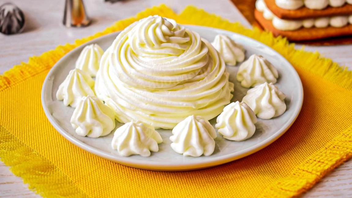 Cremă cu mascarpone fără frișcă: Cel mai delicios desert în doar câteva minute