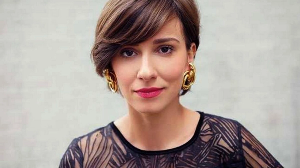 Dana Rogoz nu a pozat în Playboy, dar își surprinde fanii cu fotografii provocatoare. Cum se afișează celebra actriță pe rețelele de socializare