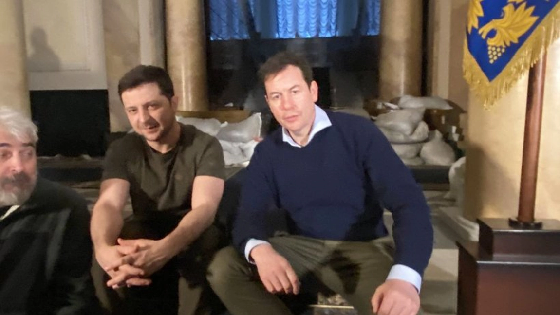 Interviul președintelui Zelenski, din buncăr: „Luptăm pentru viețile noastre”