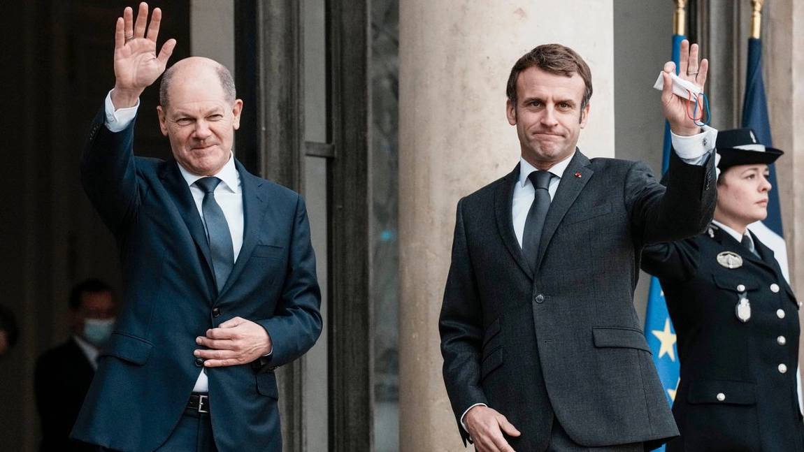 Emmanuel Macron și Olaf Scholz îi cer încă odată lui Putin să oprească războiul. Care este răspunsul liderului rus