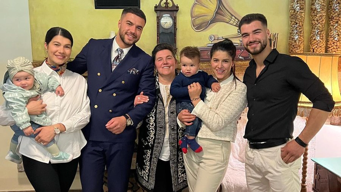 Mama Geta, aniversare cu surprize din partea copiilor ei. Ce cadou a primit aceasta