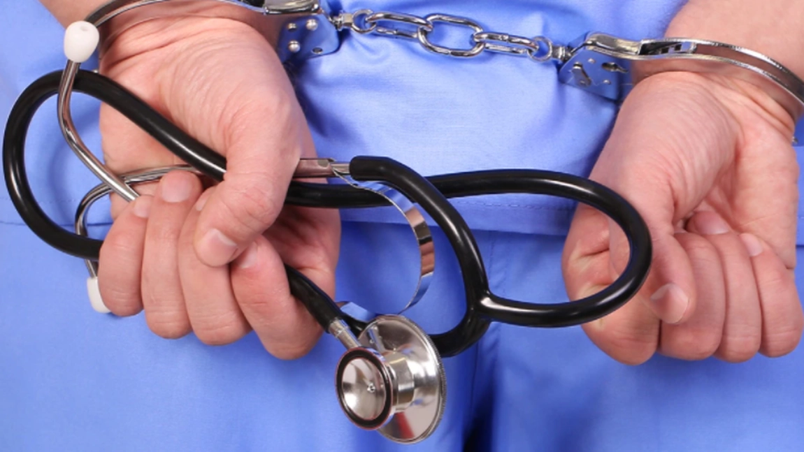 Sentinţă definitivă în cazul unui medic din Iaşi acuzat de luare de mită - EXCLUSIV