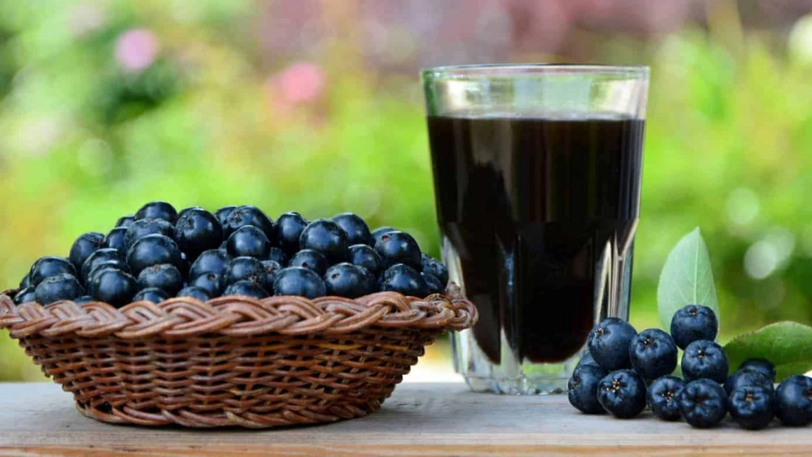 Suc de aronia, contraindicații - Când și cum se bea acesta