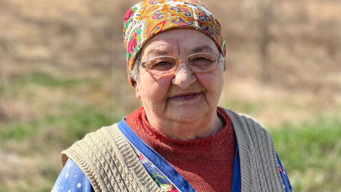 O recunoașteți? Mii de ieșeni și-au lăsat viața în mâinile ei. Ana Tarcan: ”Eram subțirică, frumușică, toți se uitau după mine când urcam pe Copou!”