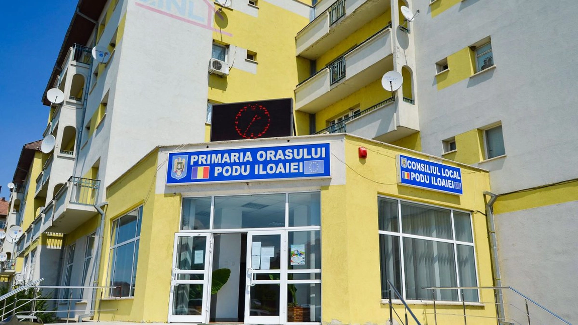 Școlile din Podu Iloaiei vor primi tablete! Valoarea contractului este de 200.000 de euro