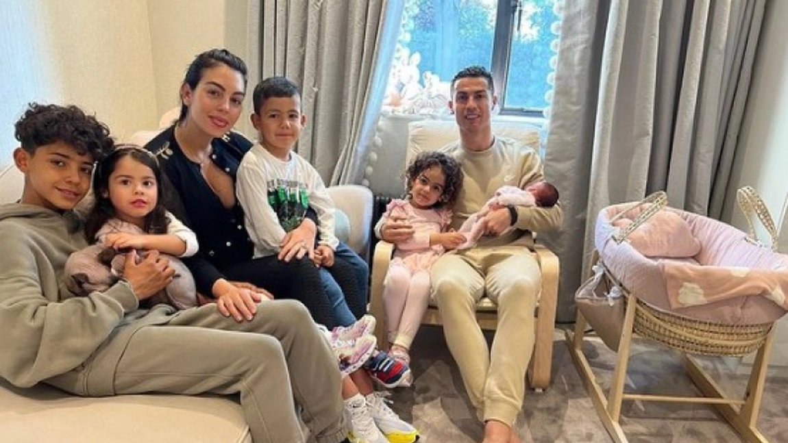 Prima fotografie cu fiica lui Cristiano Ronaldo 
