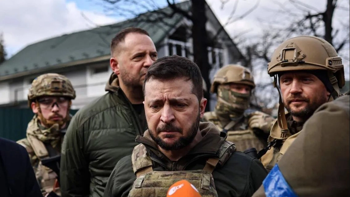 Situaţie critică în Ucraina. Zelenski anunţă întreruperea negocierilor cu Rusia