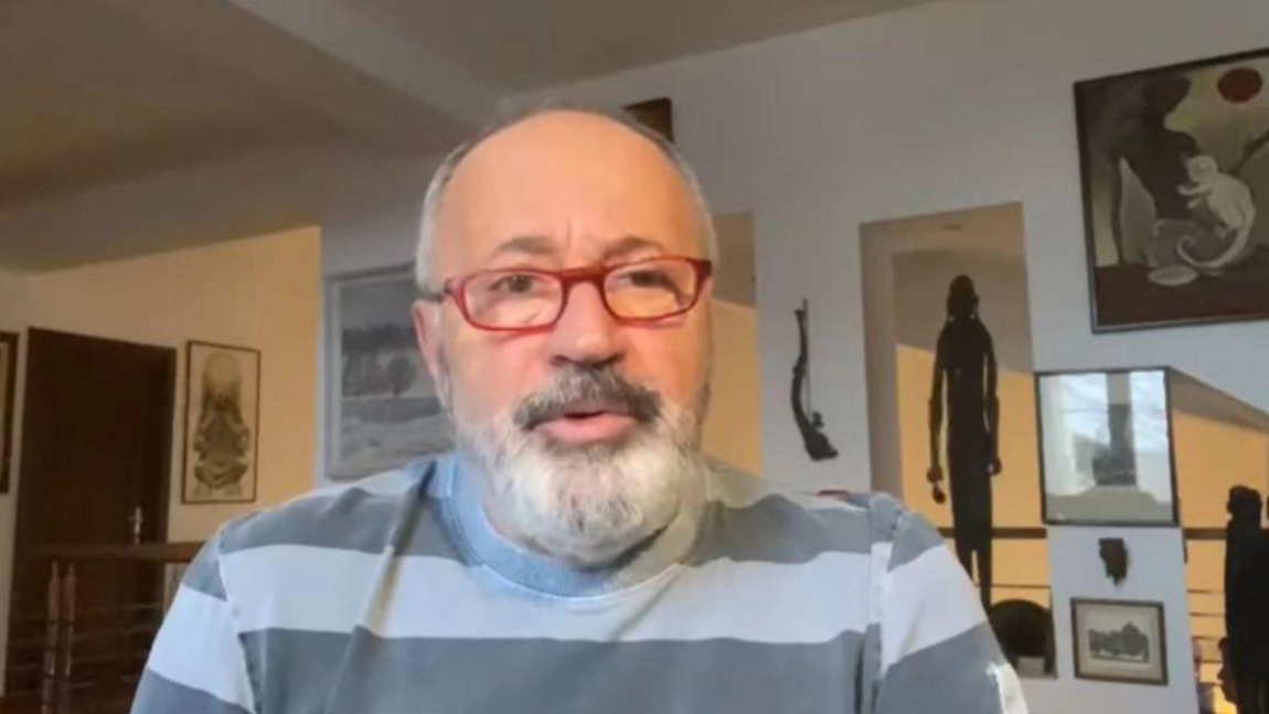 Al doilea și al treilea Petrov îl aleargă pe Băsescu  