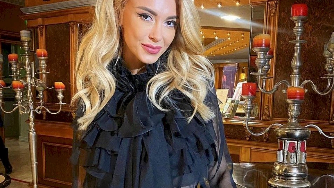 Andreea Bălan a fost reclamată la Protecția Animalelor de către fostul soț, George Burcea. Cântăreața a reacționat imediat