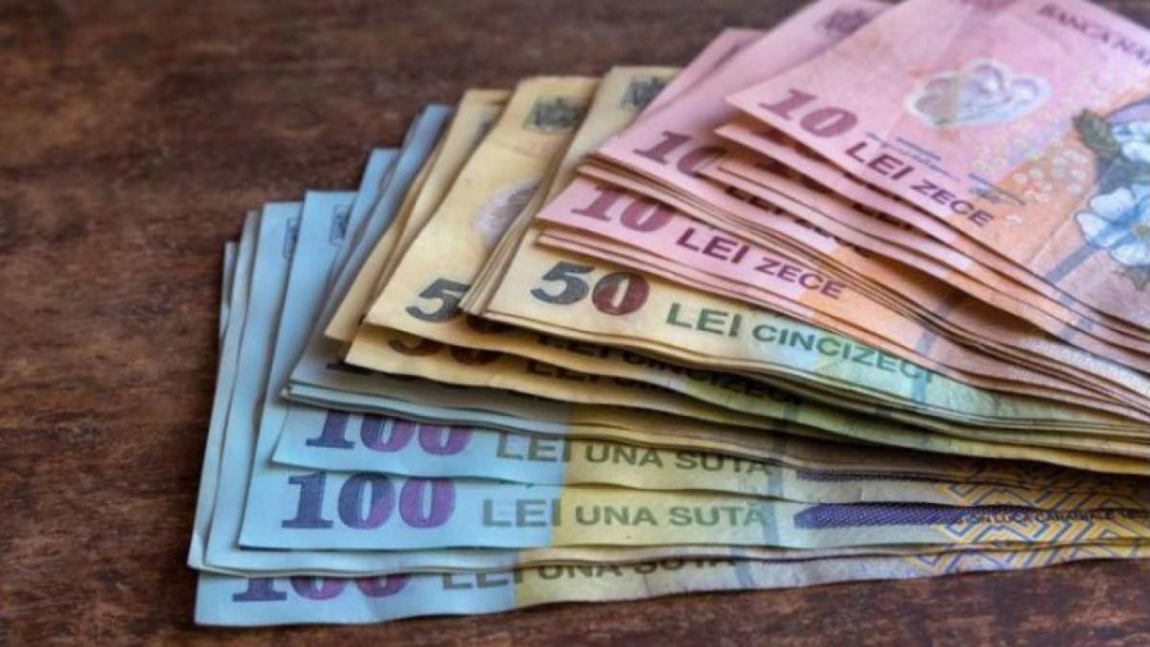 Acești angajați români au dat lovitura! Vor avea salariile mărite cu 10%