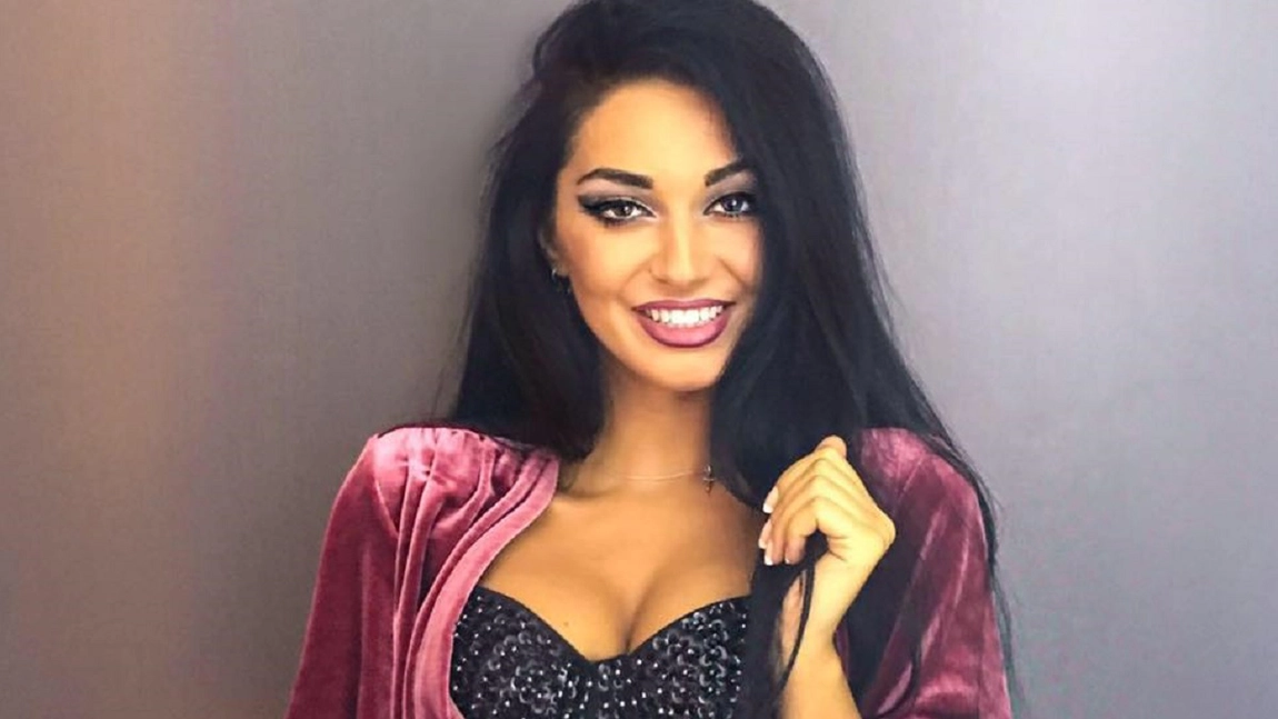 Elena Ionescu, apariție incendiară pe Instagram. Cum arată vedeta după noua operație estetică