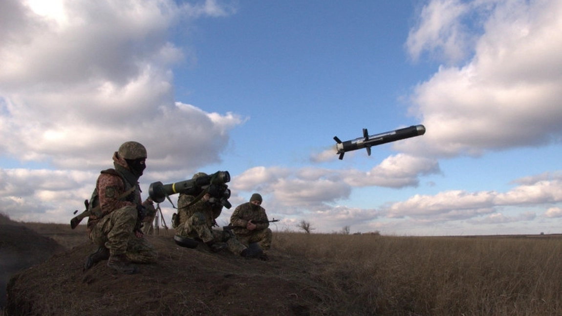 SUA le-au dat ucrainenilor atât de multe rachete antitanc Javelin, încât nu pot antrena suficienți militari să le folosească