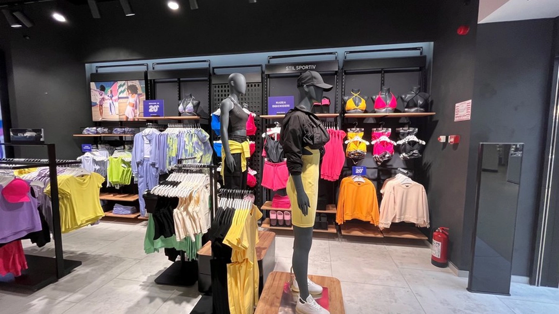 Primul magazin din Iaşi  al retailerului de echipamente sportive de înaltă tehnologie și îmbrăcăminte sport 4F a fost inaugurat în Iulius Mall