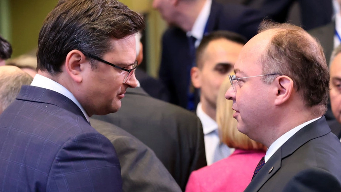 Dmitro Kuleba mulțumește României după ce Ucraina a primit statutul de candidat la aderarea la UE