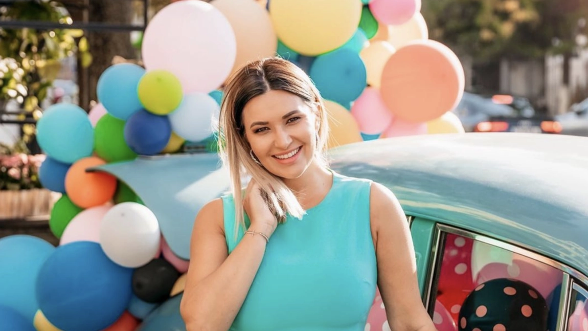 Cine este Ela Crăciun? Ce ar fi dispusă să facă vedeta pentru a-și salva căsnicia