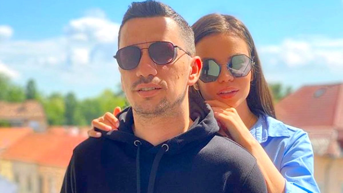 Denisa Filcea, viitoare mămică, secretele unei siluete suple. Flick și soția sa au planuri mari de viitor