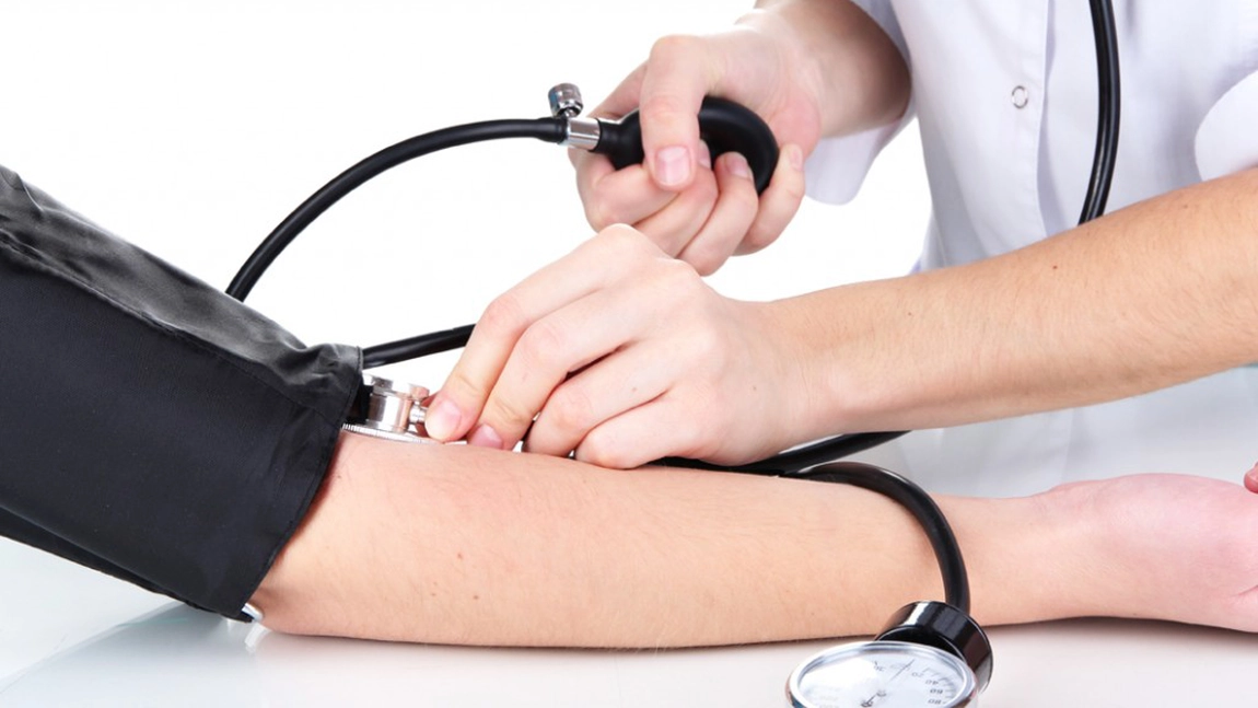 Scăderea tensiunii arteriale fără medicamente. Află cum poți scăpa de hipertensiune în mod natural