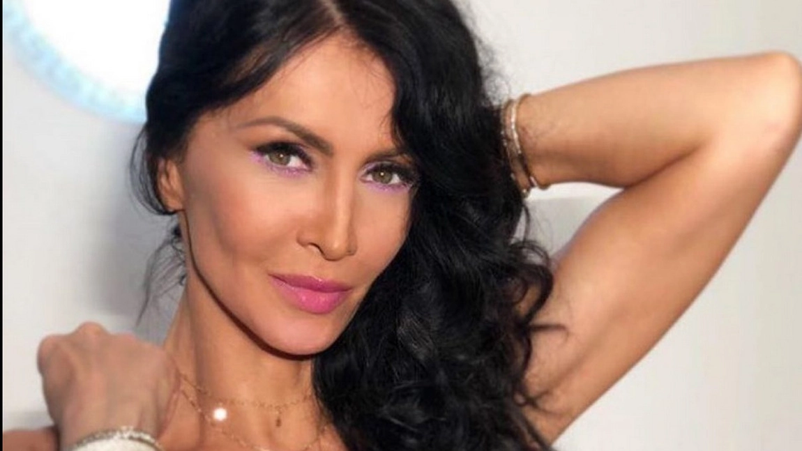 Mihaela Rădulescu are un corp de invidiat la vârsta de 52 de ani. Cum s-a afișat frumoasa vedetă alături de fiul ei