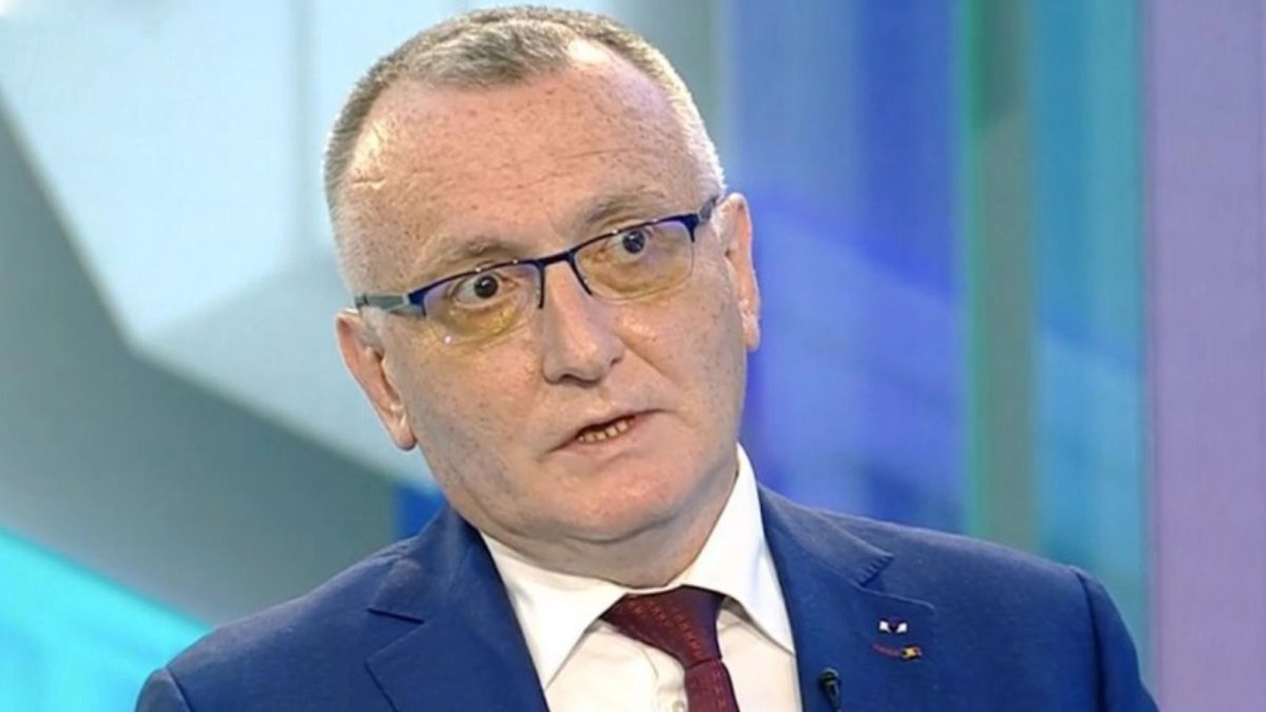Sorin Cîmpeanu anunț important pentru directorii de școli din România. Vor putea fi demiși