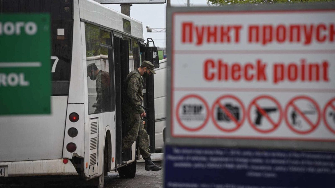 Incident la Tiraspol: Două grenade au fost aruncate pe teritoriul unității de rezervă a pacificatorilor