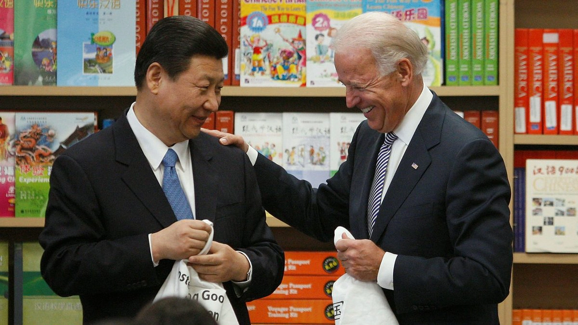 Joe Biden discută cu Xi Jinping. La ultima conversație, președintele chinez i-a spus două proverbe