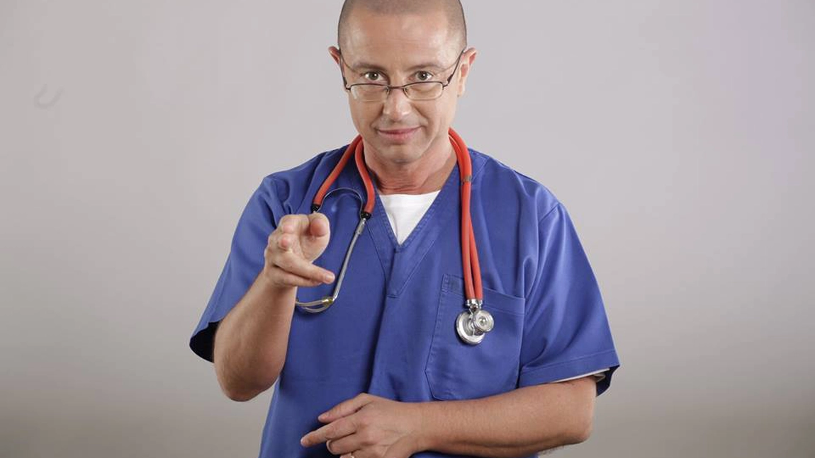 Identitatea doctorului Tudor Ciuhodaru, folosită în promovarea mincinoasă a medicamentelor. Europarlamentarul ieșean: „Eu nu am nevoie de reclamă”