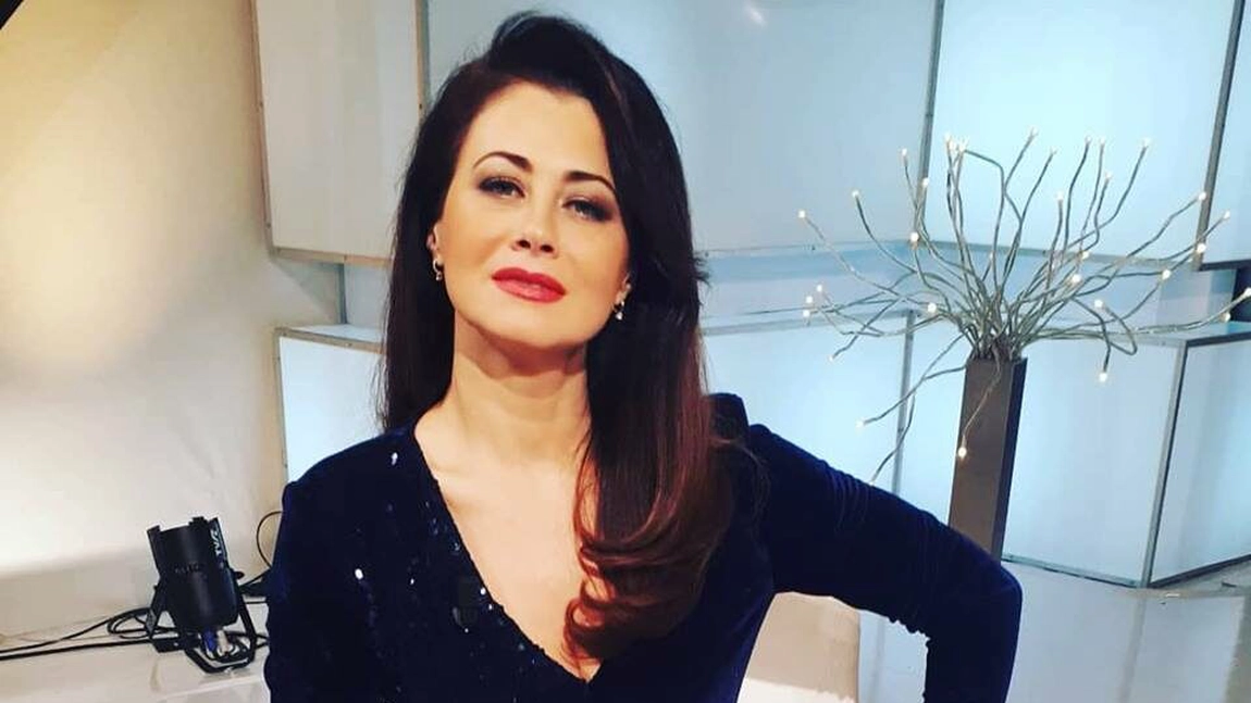 Corina Dănilă, în ipostaze nud pe vremea când era tânără. Cum reușește să se mențină în formă frumoasa actriță