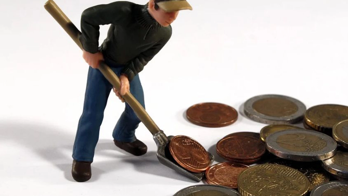 Inflația în zona euro a atins un nou nivel record, de aproape 9%