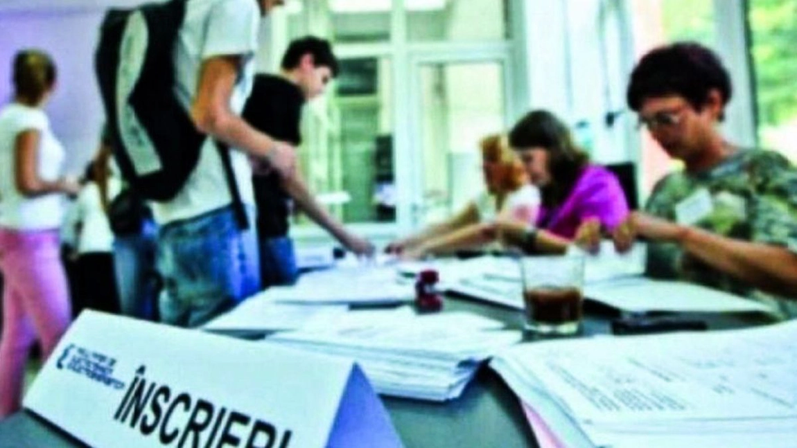 Înscrierile pentru admiterea elevilor la liceu s-au încheiat! Cum se va face repartizarea la unitățile de învățământ