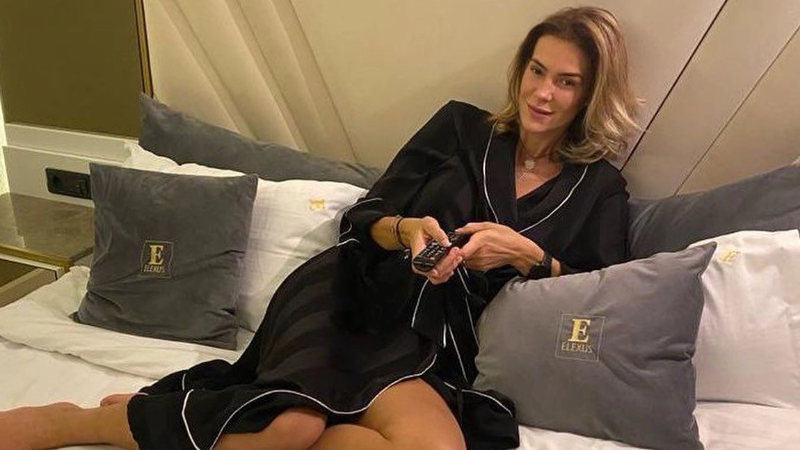 Fosta vedetă Playboy, Roxana Ciuhulescu a fost înșelată de ziua ei! Vedeta se mută în casă nouă