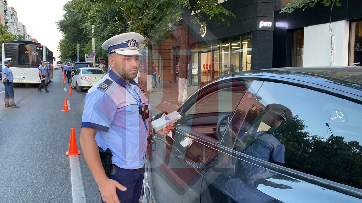 Se baza pe masină să ajungă în siguranță acasă? Șofer de Tesla, prins beat în această seară la Iași! Alcoolemie pe muchie de dosar penal - EXCLUSIV, FOTO/VIDEO
