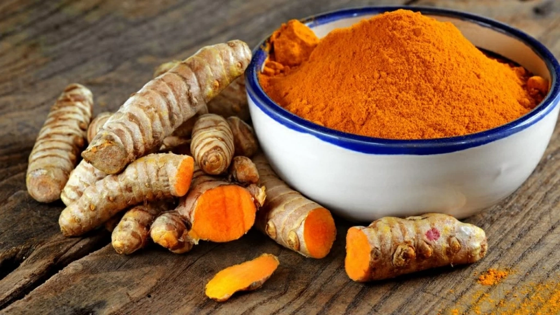 Turmeric sau curcuma. Condimentul de aur care te va ajută să-ți îmbunătățești sistemul imunitar